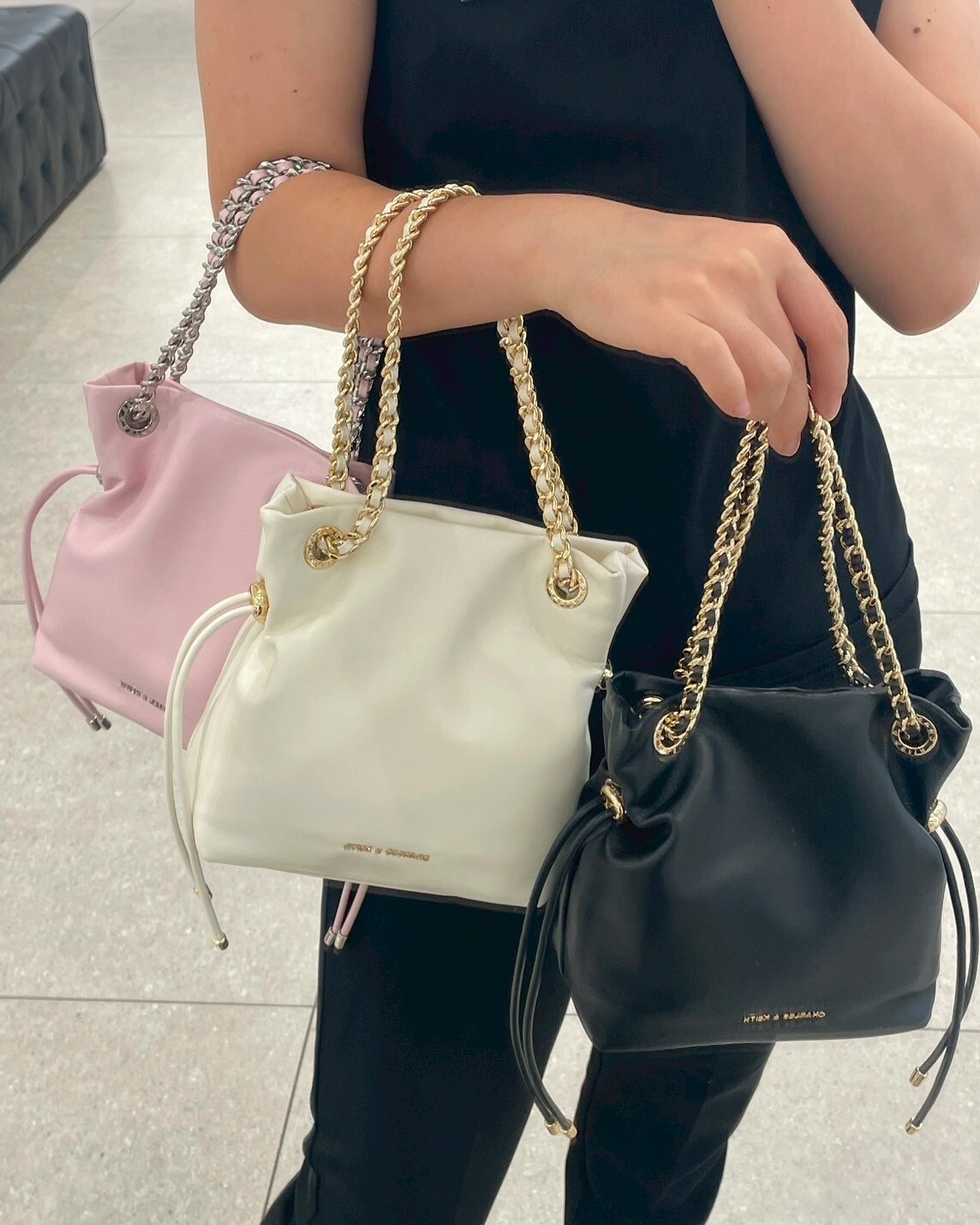 CHARLES & KEITH 小CK 福袋包 抽繩 肩背包 手提包