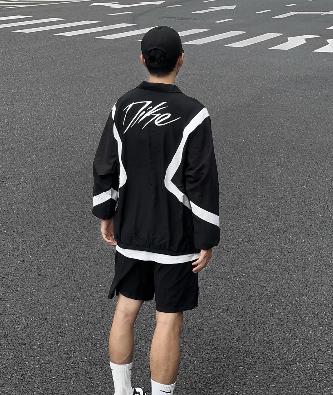 Nike Icon 黑白撞色條紋 風衣外套 立領外套 教練外套 小勾 極簡風 男友風 美式草寫/預購