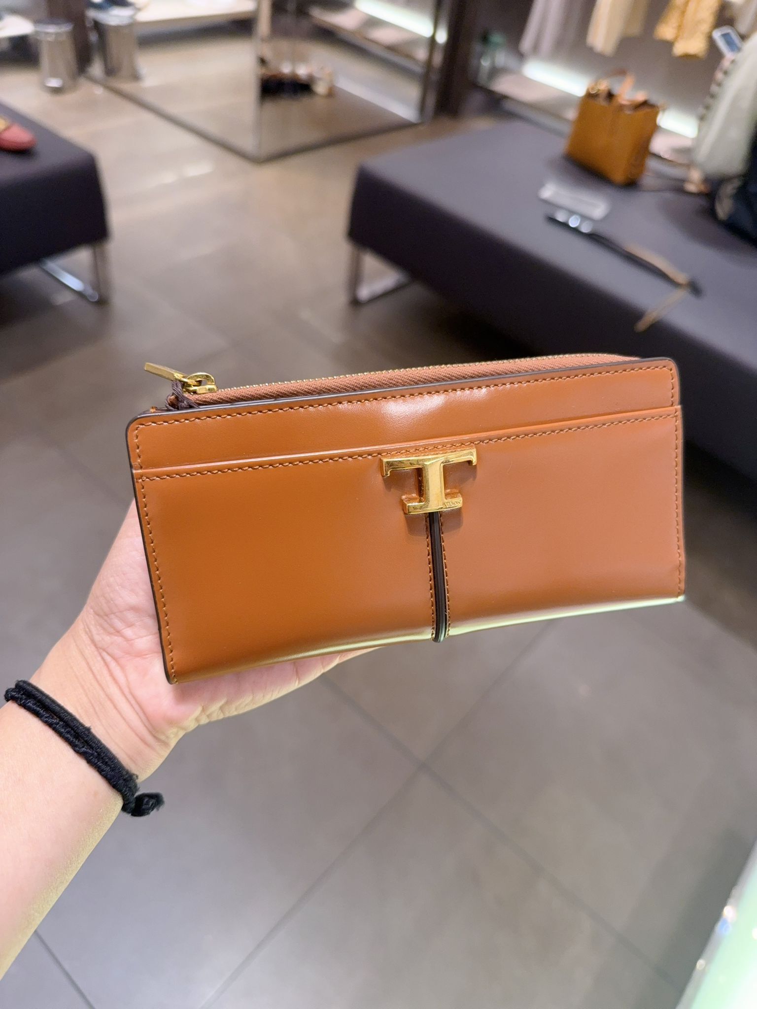 Tods TSV New Carte T logo Zip around long wallet Camel