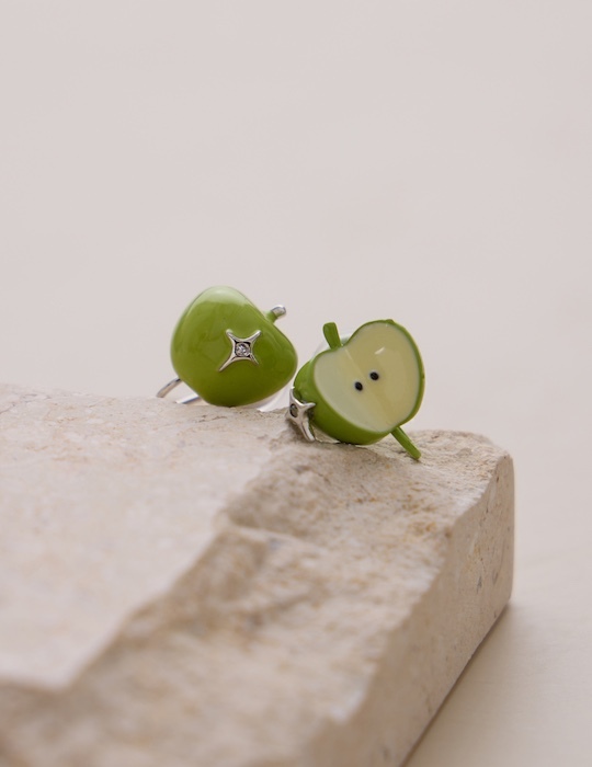 微光青蘋果。夾式耳環