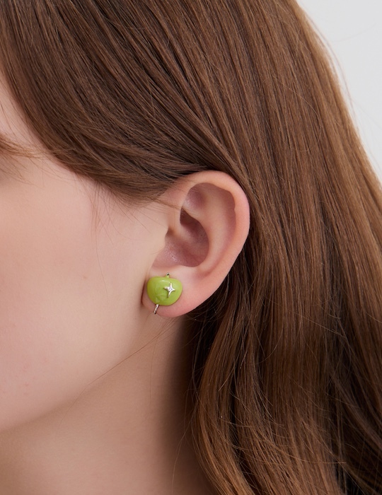 微光青蘋果。夾式耳環