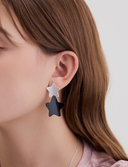 個性垂掛星星。銀針耳環