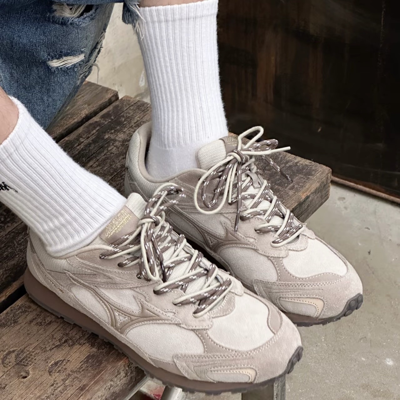 Mizuno 美津濃 LG 60S 2K 米色淺卡其色 德訓鞋 復古休閒鞋 D1GH242107