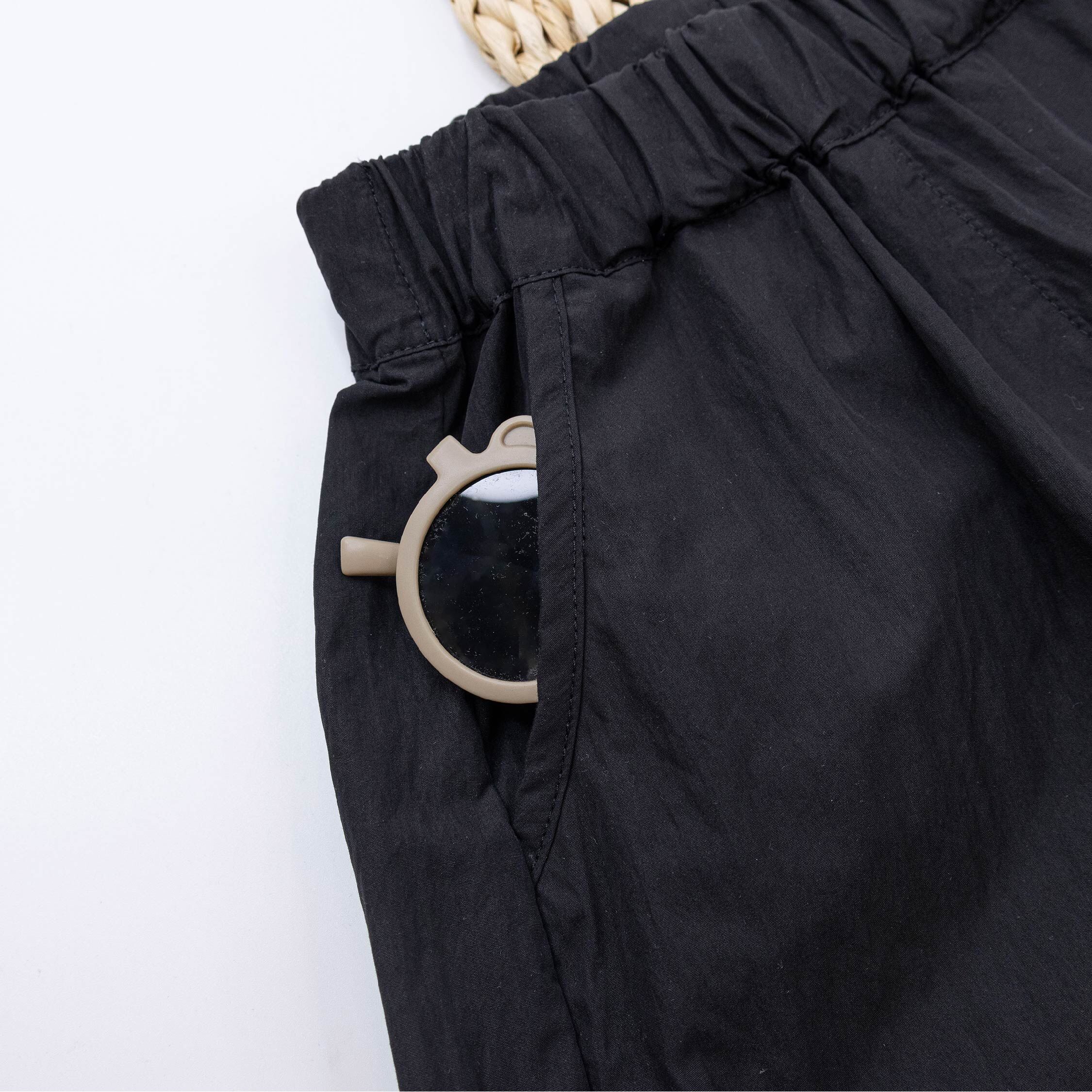 【H50807】流行英字刺繡鈕釦休閒短褲