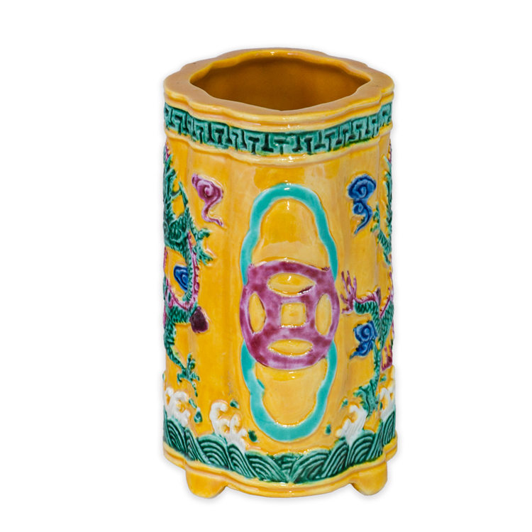 鹿港窯禮品館|素三彩筆筒 明清傳統釉彩工藝 典雅龍紋陶瓷收藏推薦