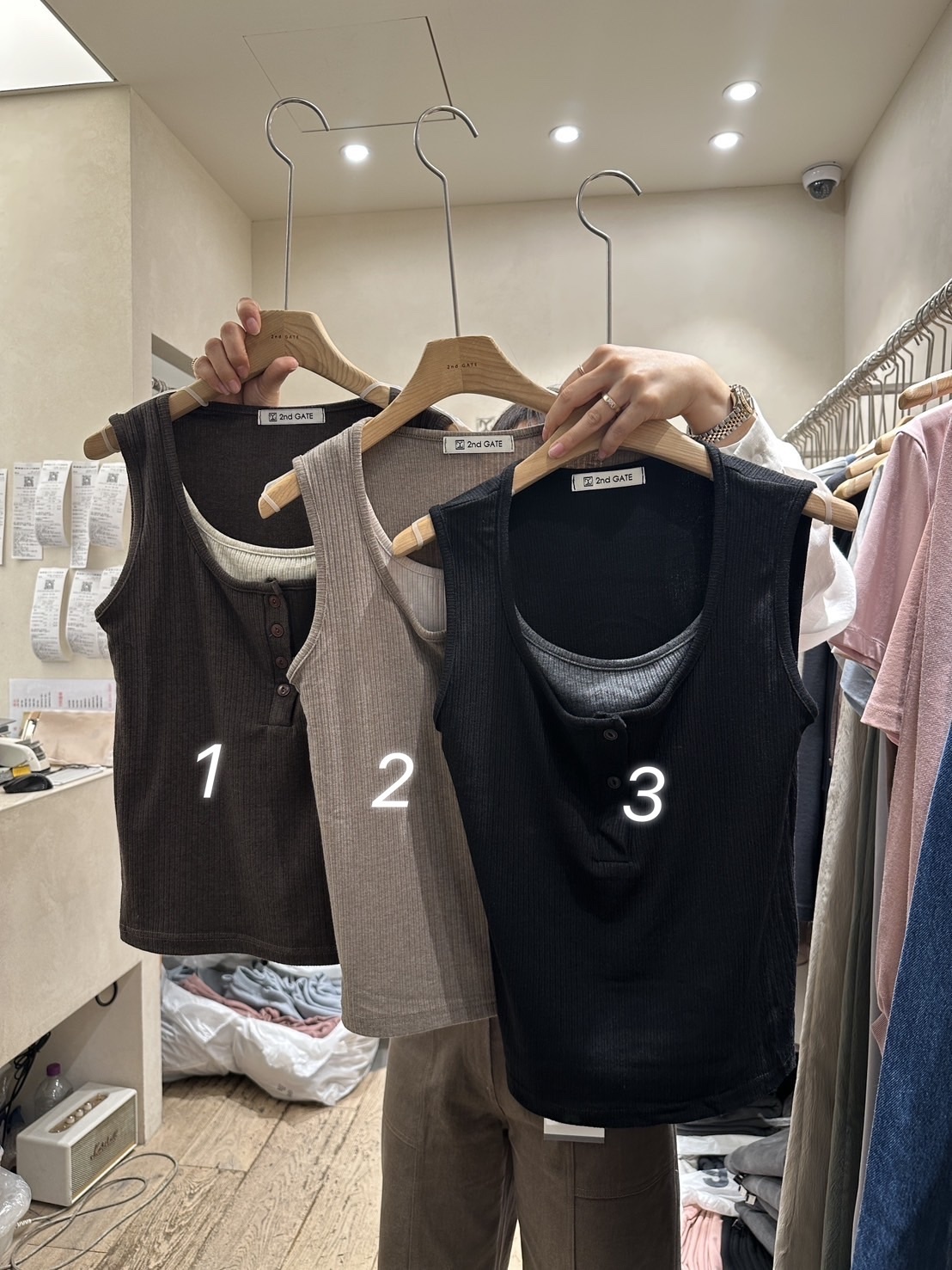 【韓國連線款】撞色假兩件背心（可兩穿）