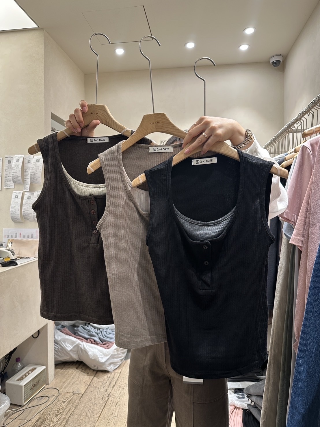 【韓國連線款】撞色假兩件背心（可兩穿）