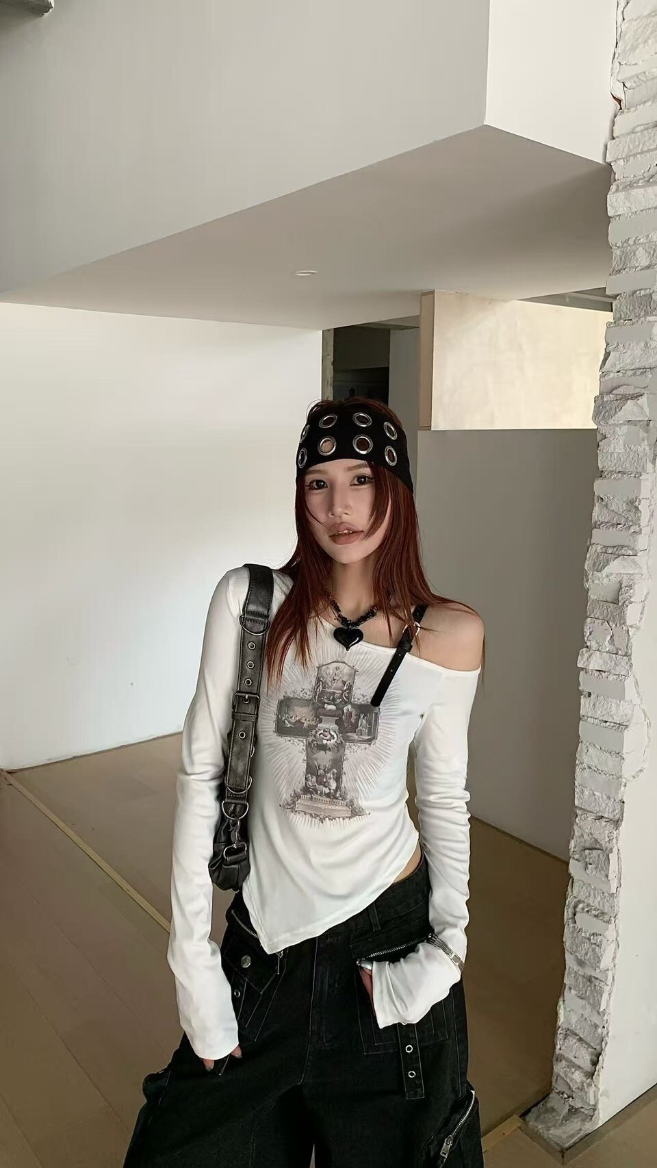 不規則十字斜擺T