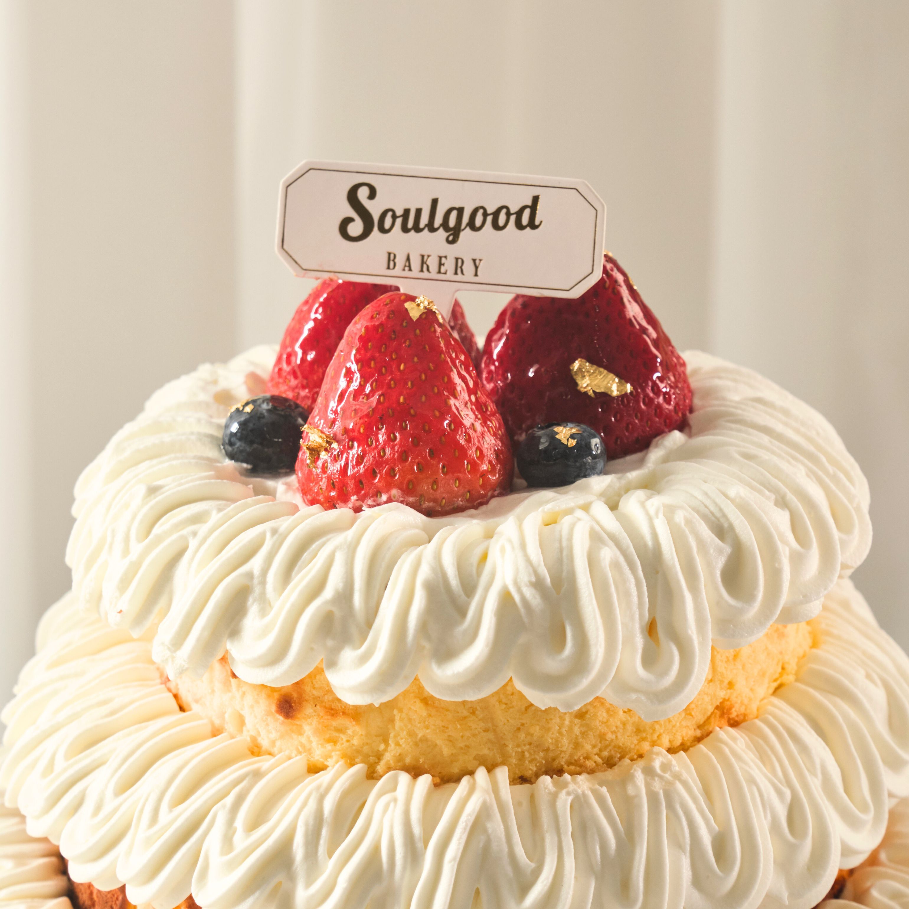 Signature Mixed Berries Layers Basque Burnt Cheesecake