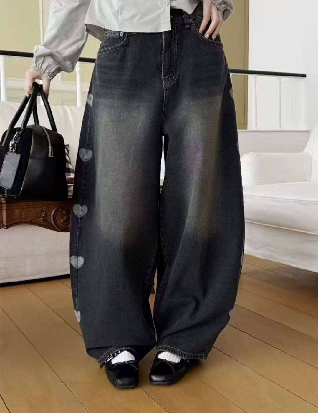 側邊愛心洗水彎刀褲