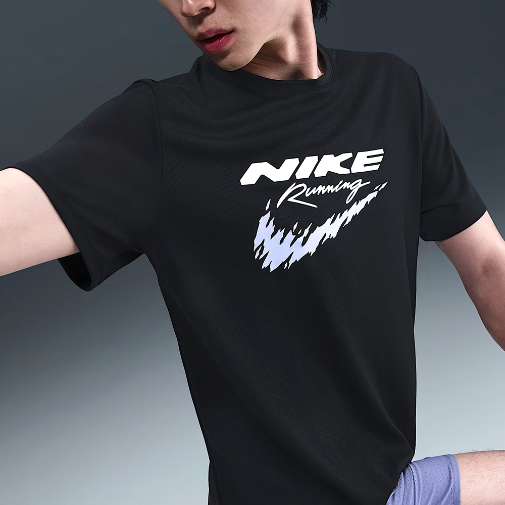 Nike As M Nk Df Uv Rn Enrgy Miler S 男款 黑色 吸濕排汗 短袖 HV2136-010