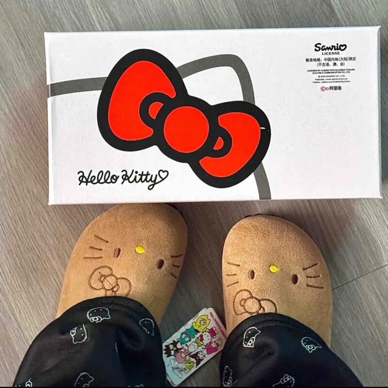 SANRIO HELLO KITTY 黑皮凱蒂貓 勃肯鞋 懶人鞋 軟木 可愛 夏威夷凱蒂貓