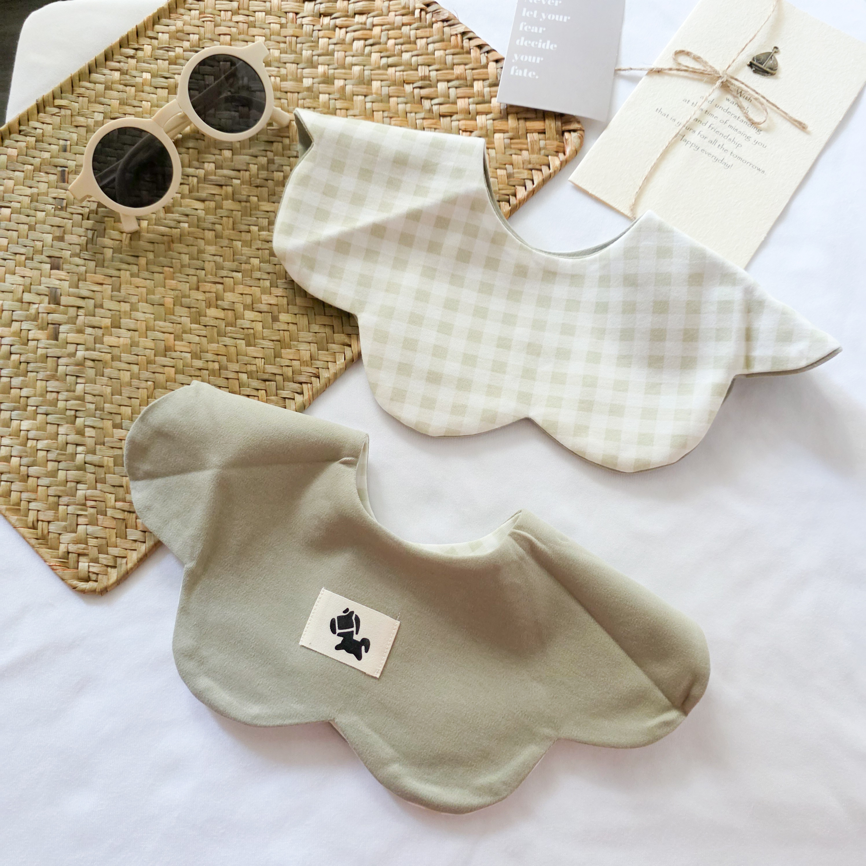 小馬抹綠格-雙面口水巾/圍兜