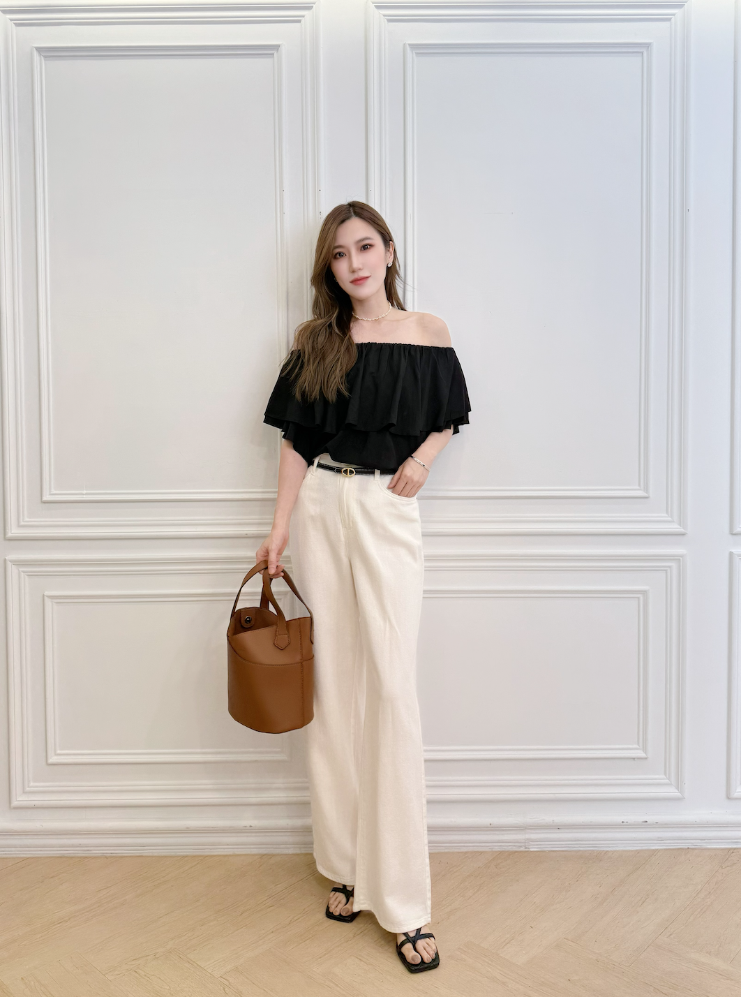 荷葉一字領上衣