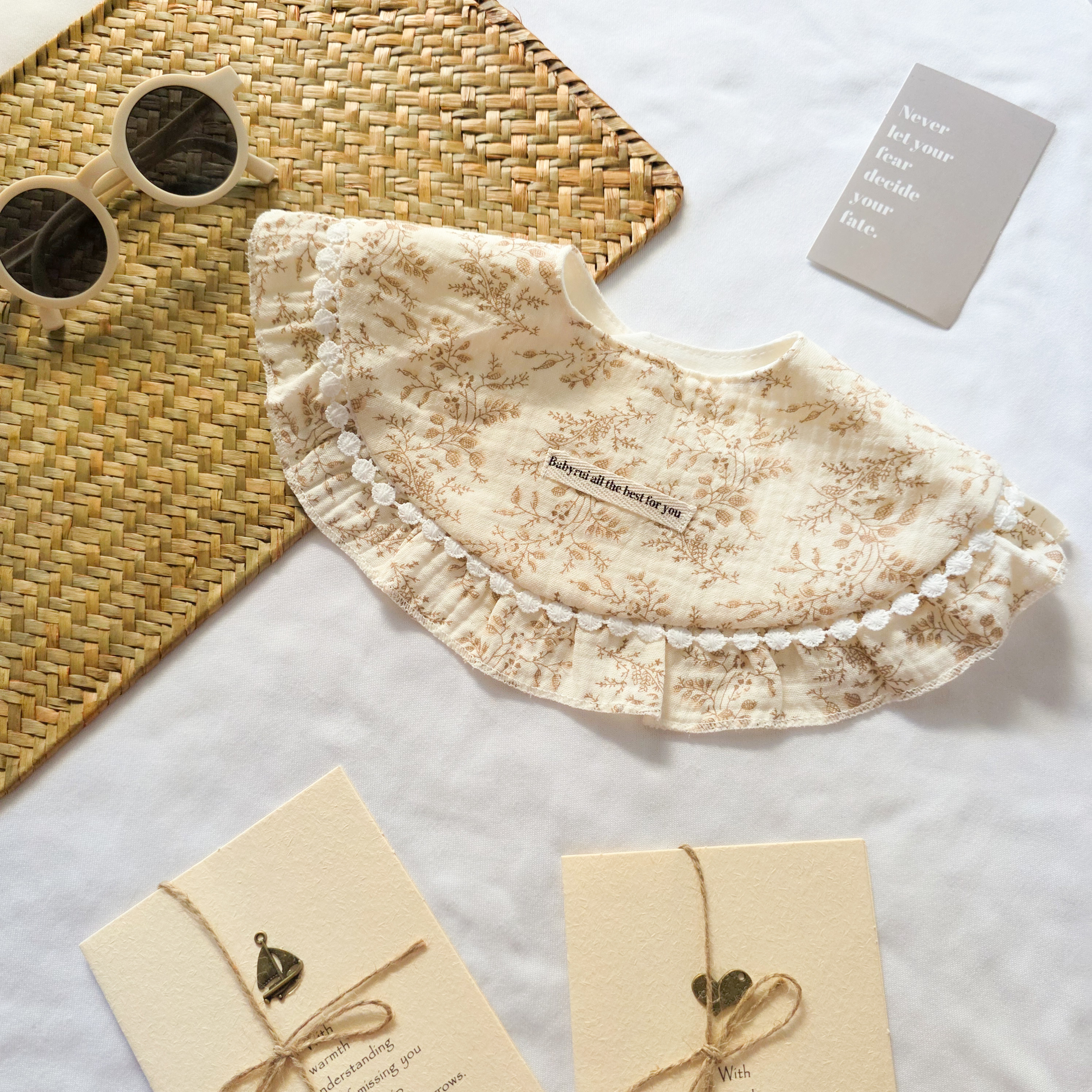 杏茶小野花-紗布口水巾/圍兜