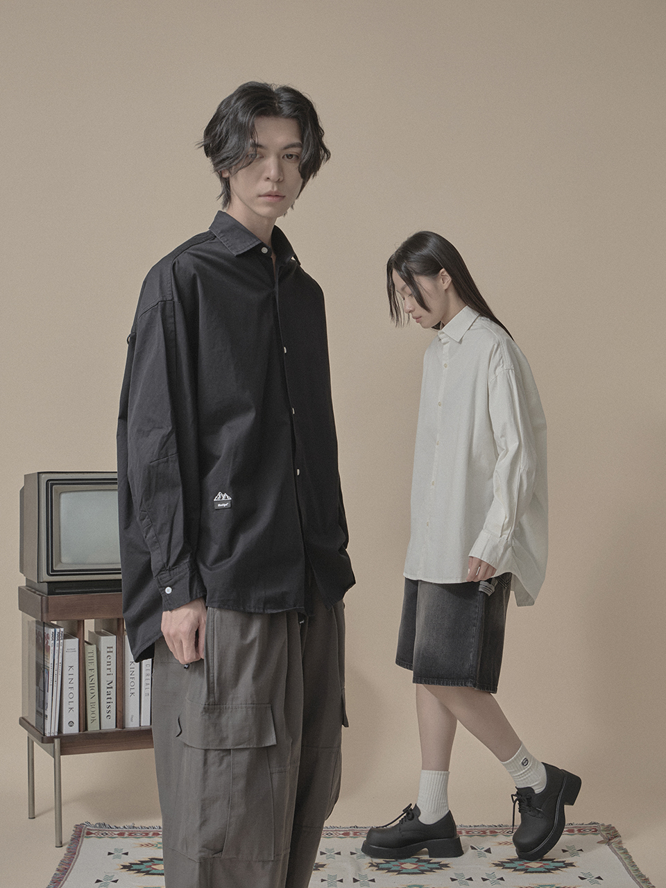 寬版圓弧長袖襯衫