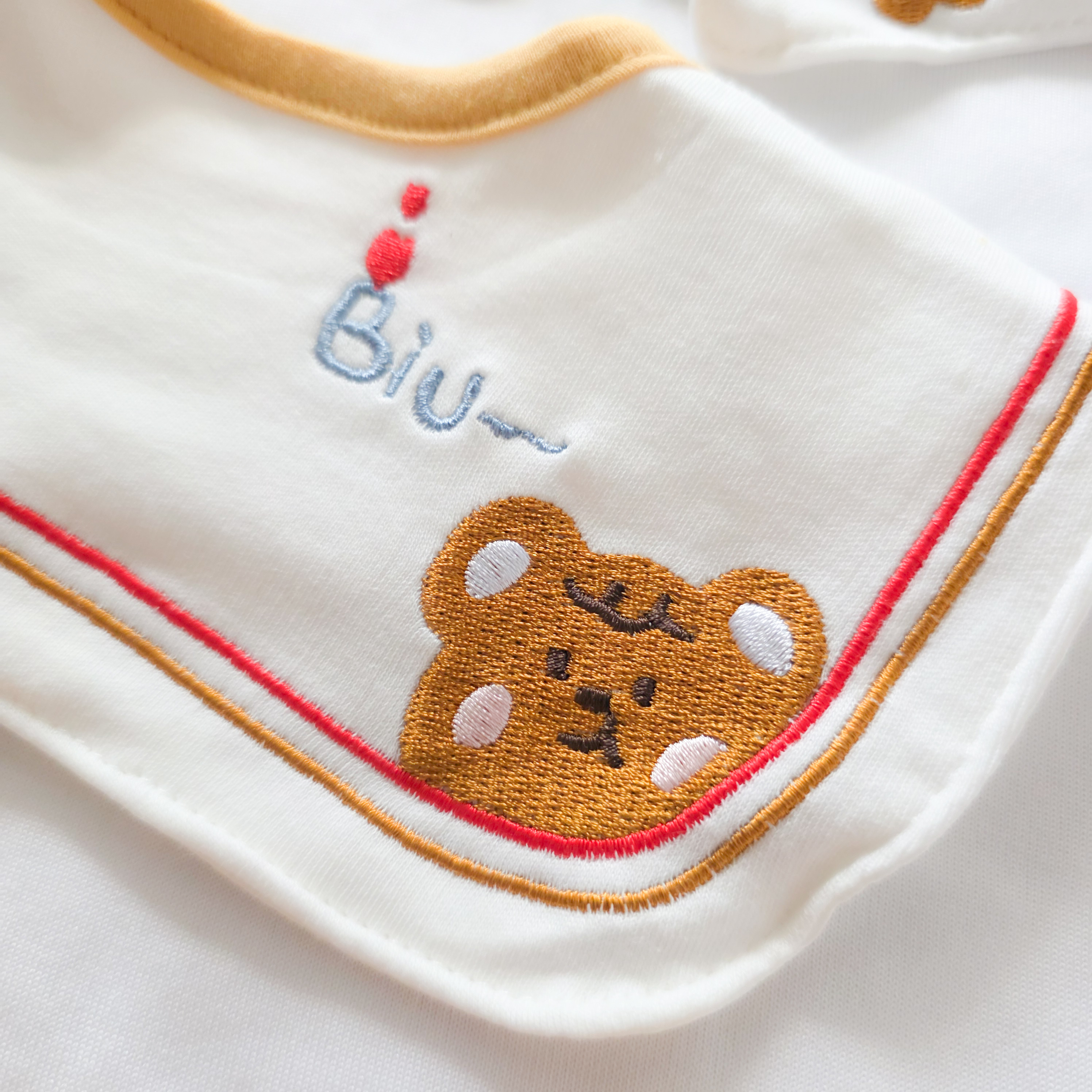 [三件組] 愛心小熊隊-純棉口水巾/圍兜