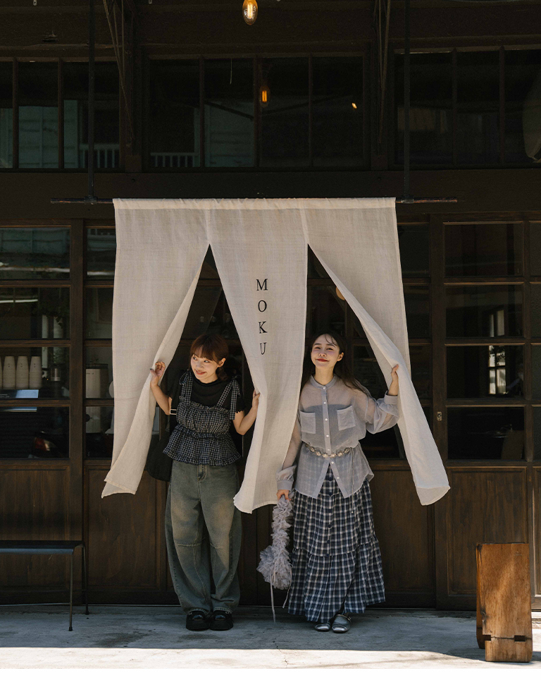 Plaid buttoned umbrella posing two-way long skirt, two colors for sale【03021642】in stock+pre-order