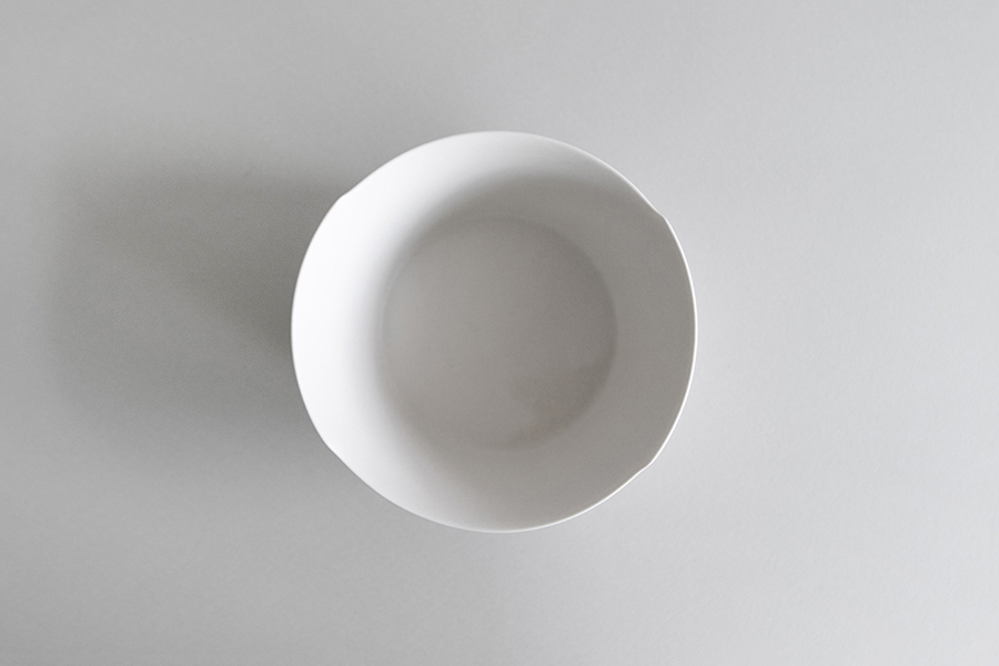 yumiko iihoshi porcelain - 一日碗(L) 象牙白