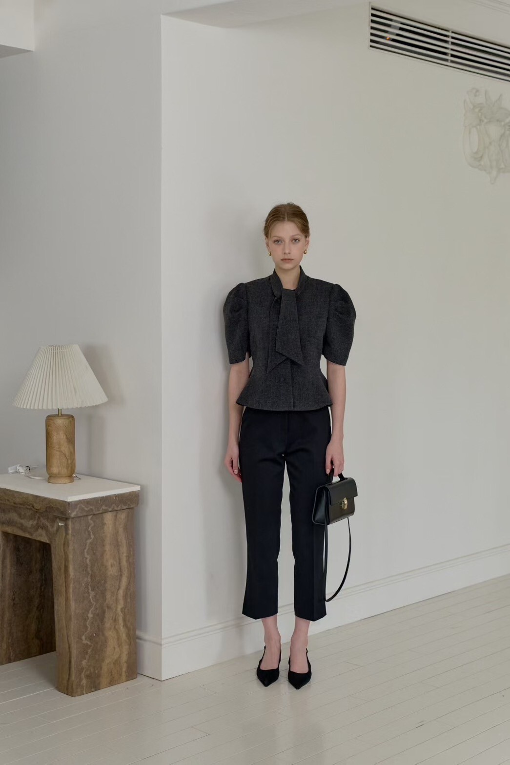 獨特感褲管開衩造型八分西裝褲S-Ｍ / 3色