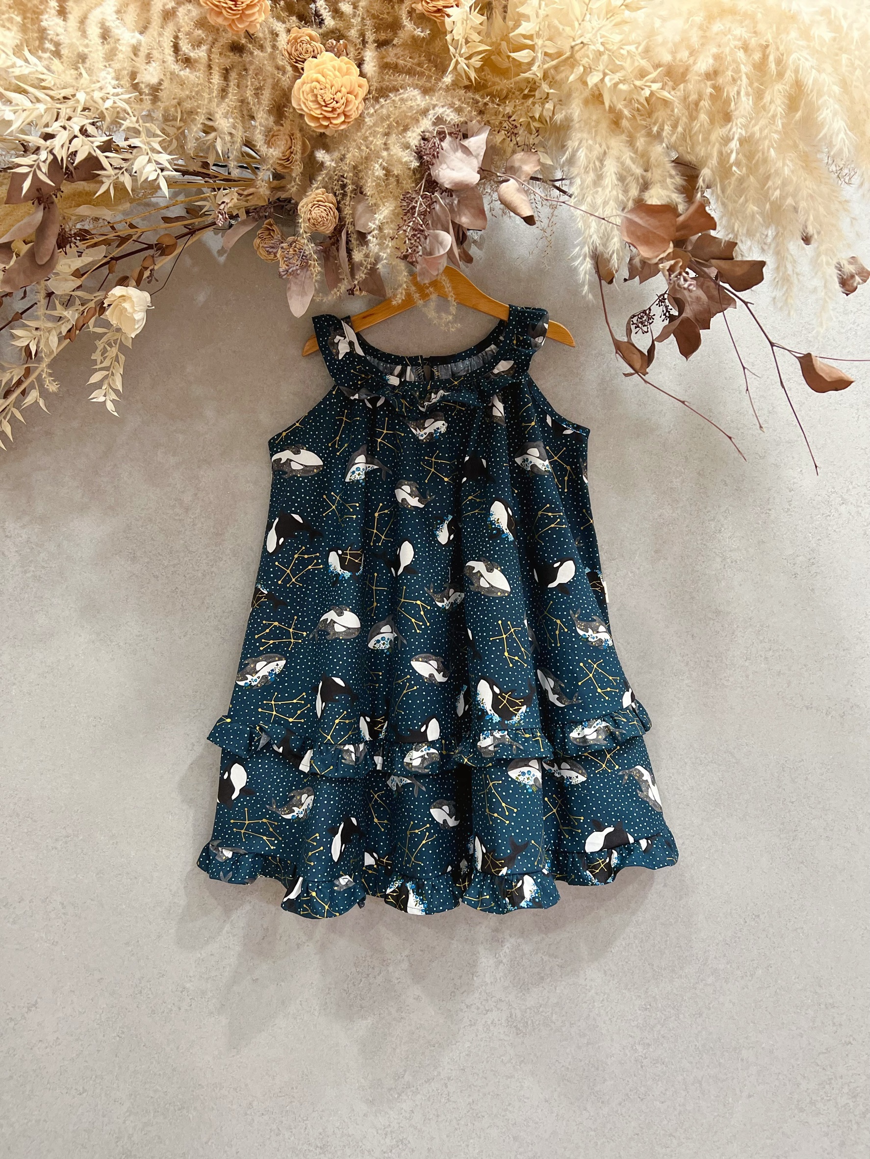 燙金星座鯨魚 雙層蛋糕長洋裝(110)