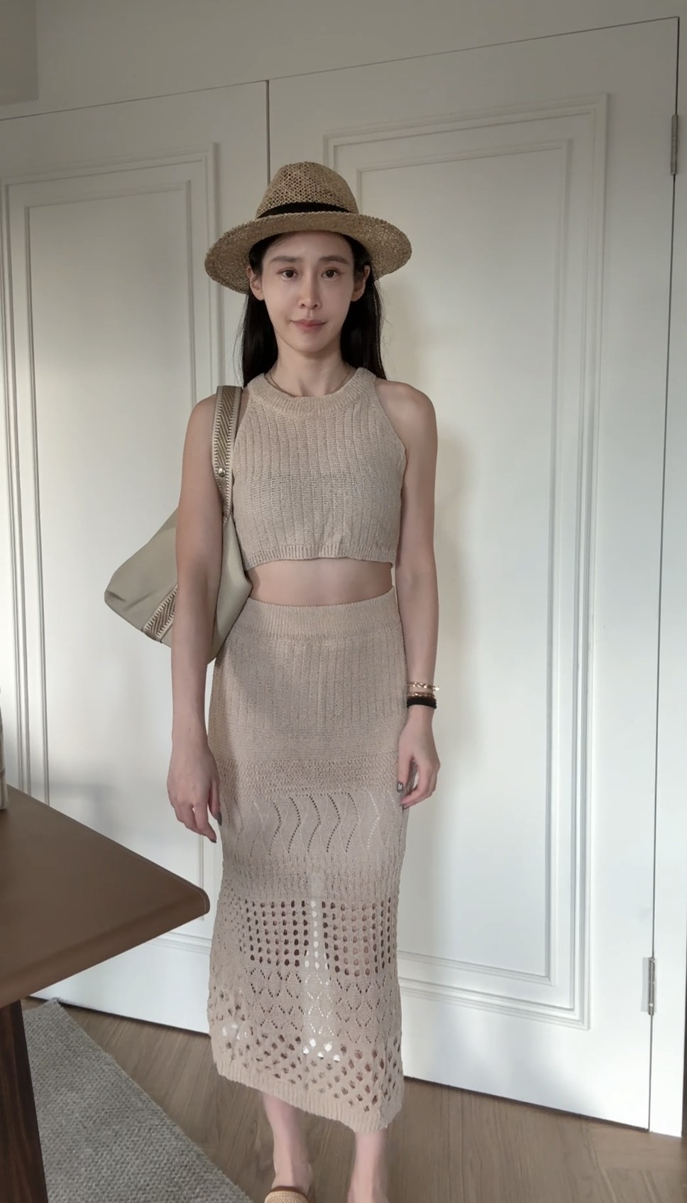 削肩背心+高腰長裙針織套裝