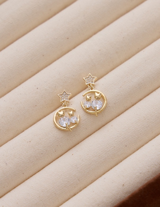 星球上的喵。銀針耳環