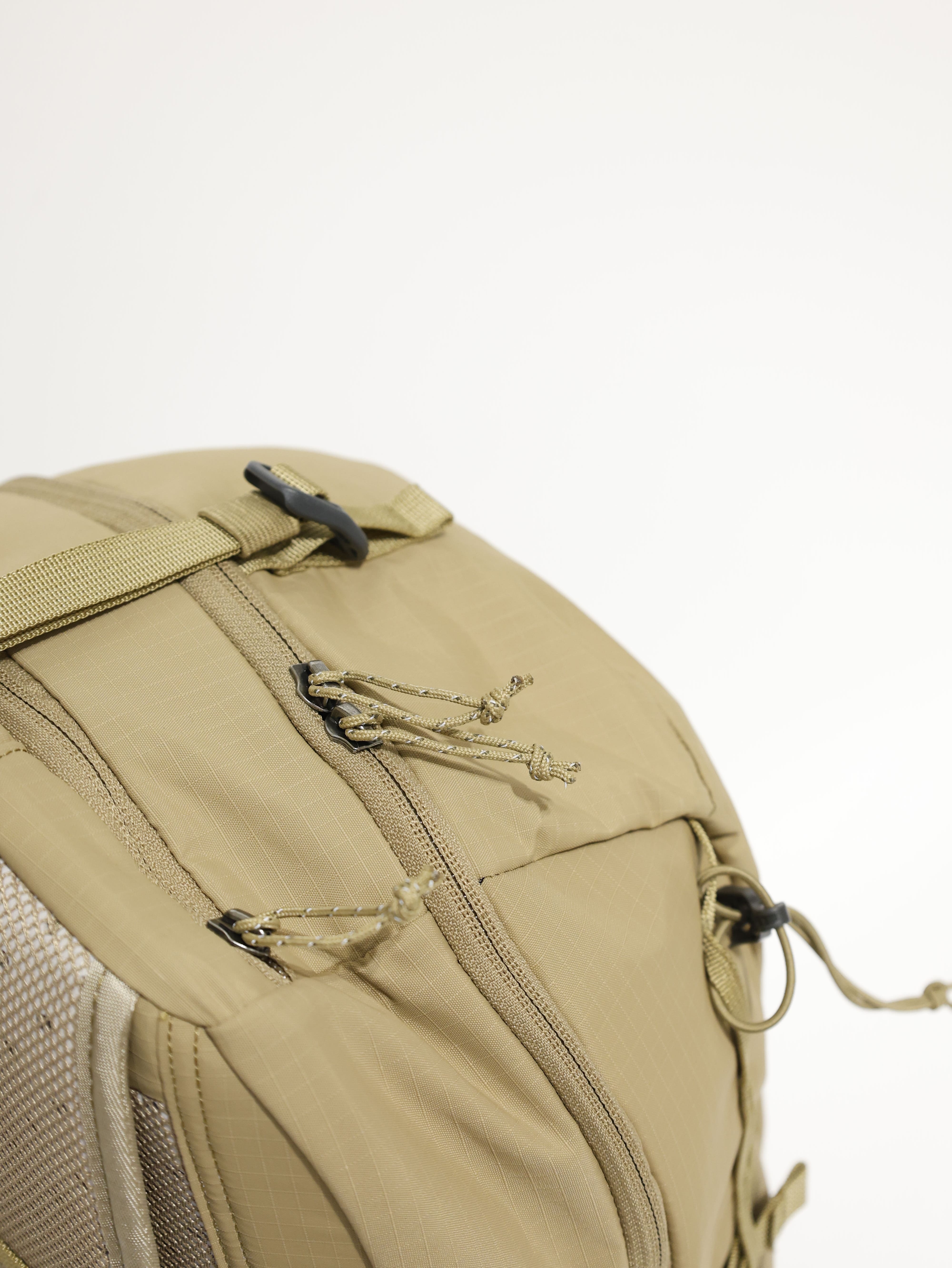 FJALLRAVEN 小狐狸  Abisko Softpack 16 後背包 FR23200307