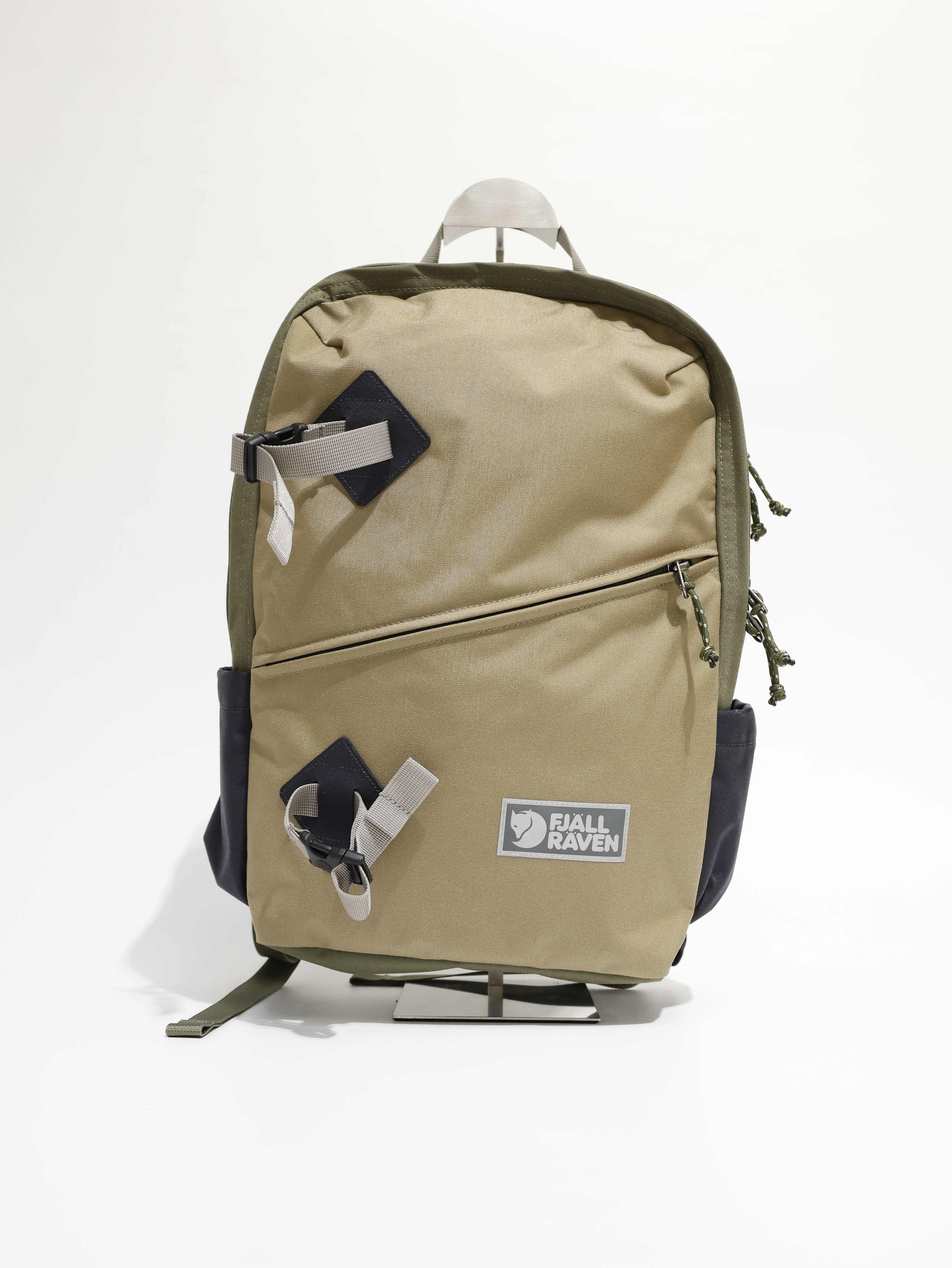 FJALLRAVEN 小狐狸 Vardag Backpack 17 後背包 FR23200300