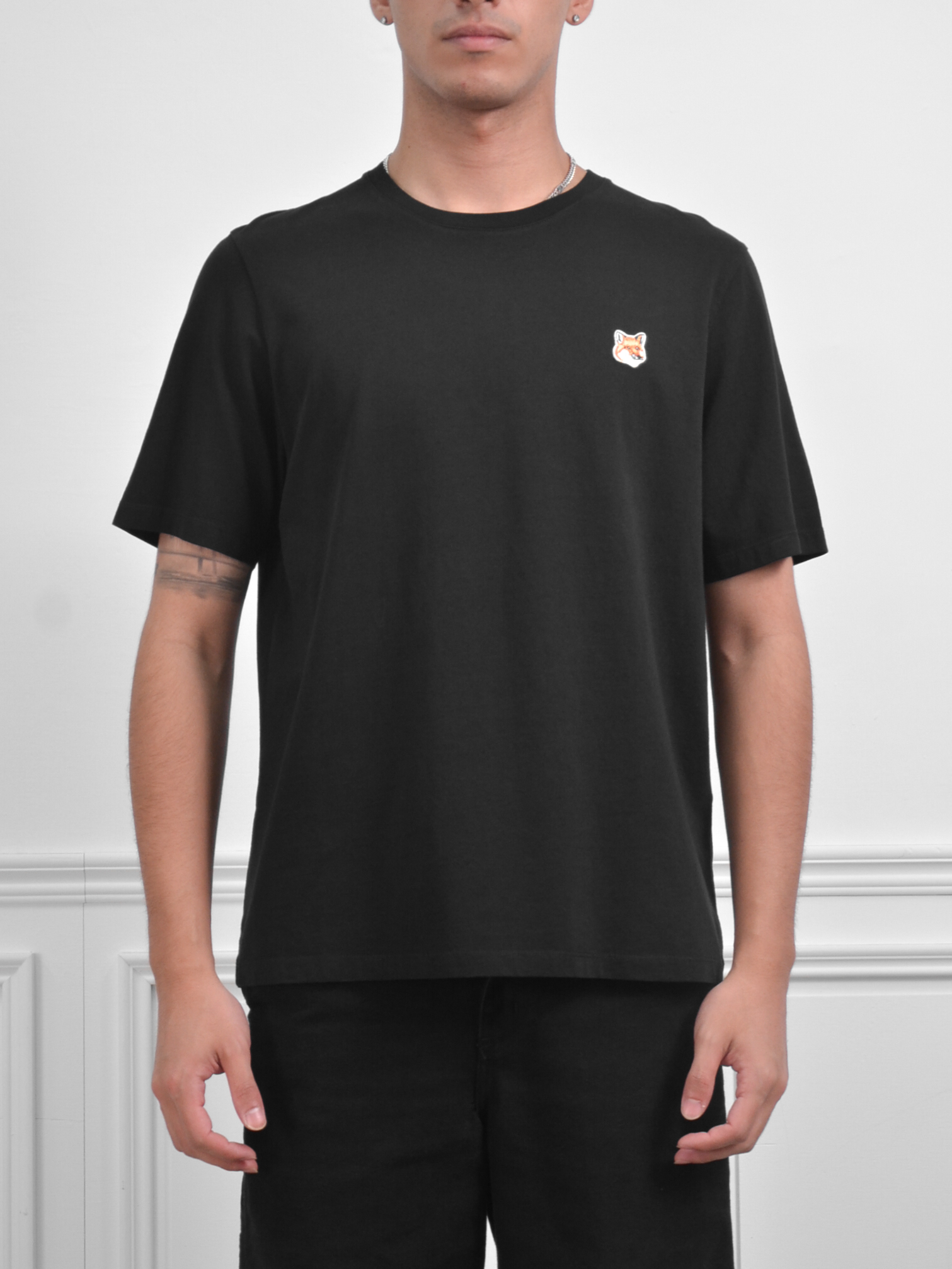 Maison Kitsune T-Shirt 刺繡狐狸頭短袖 黑/灰【LM00104KJ0008】