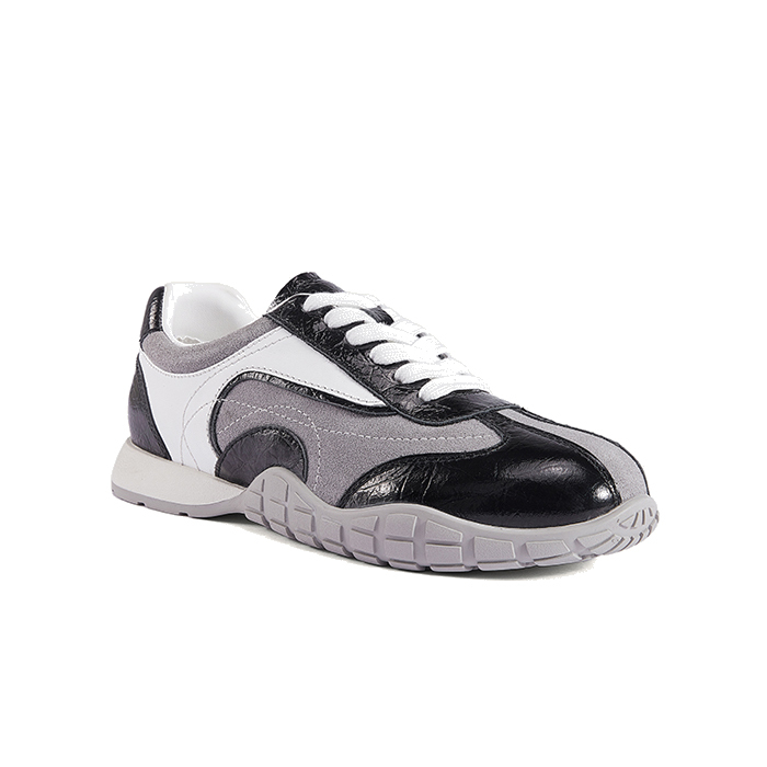 VOYAGE Leather Sneakers