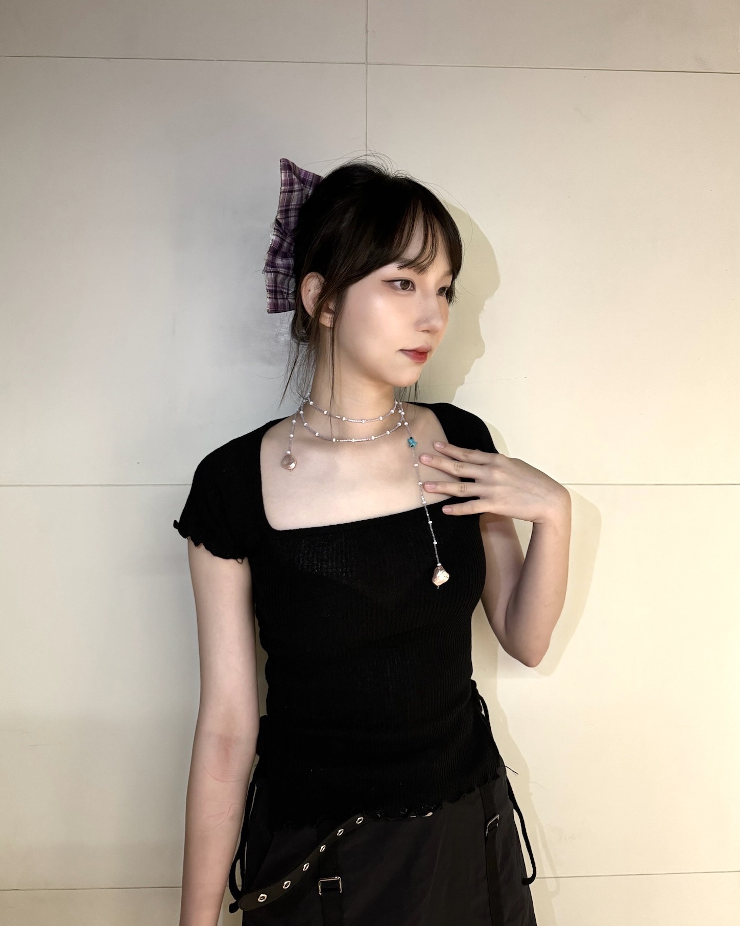 #T011 方領木耳邊側綁帶上衣