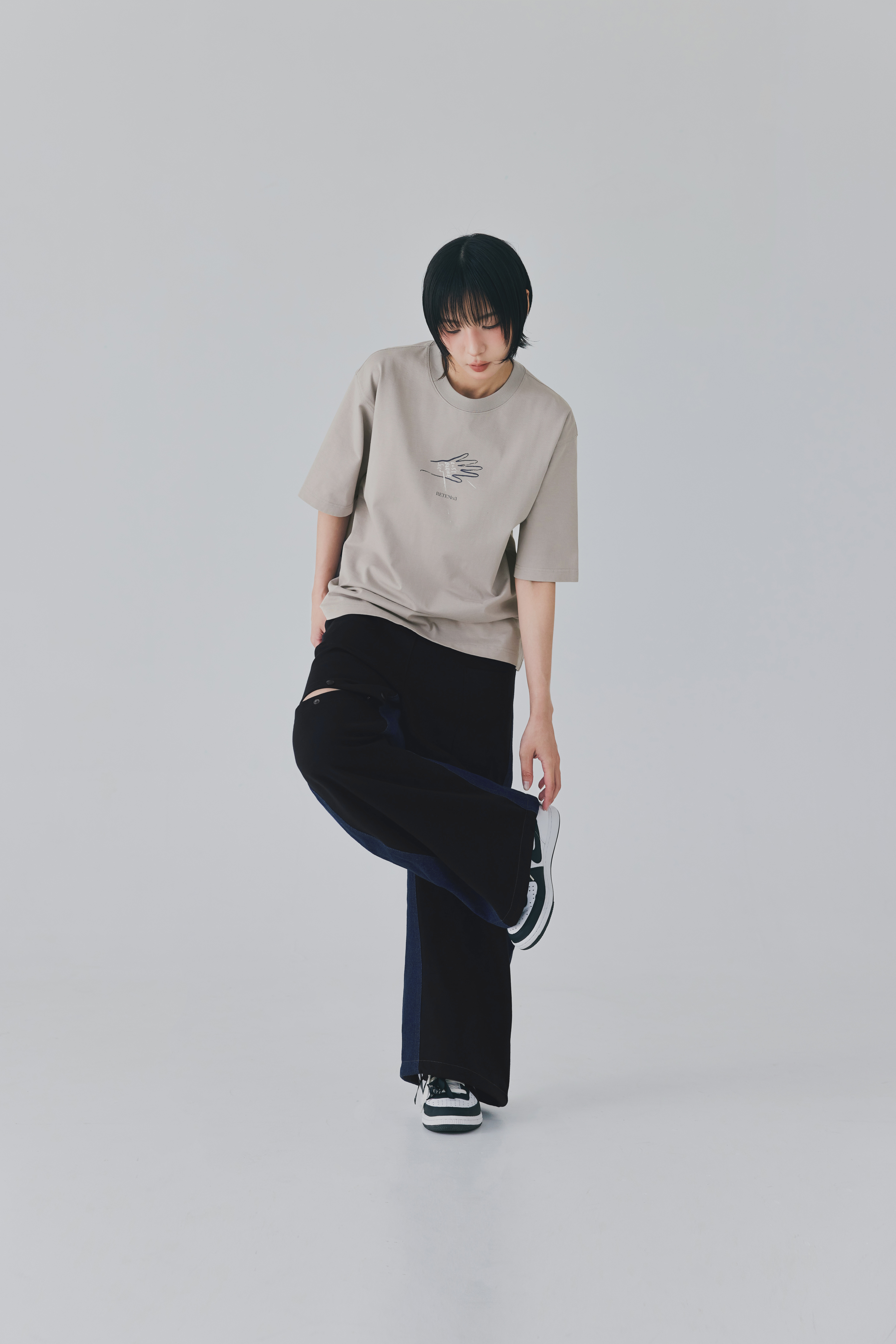 Lostlight Tee｜Gray