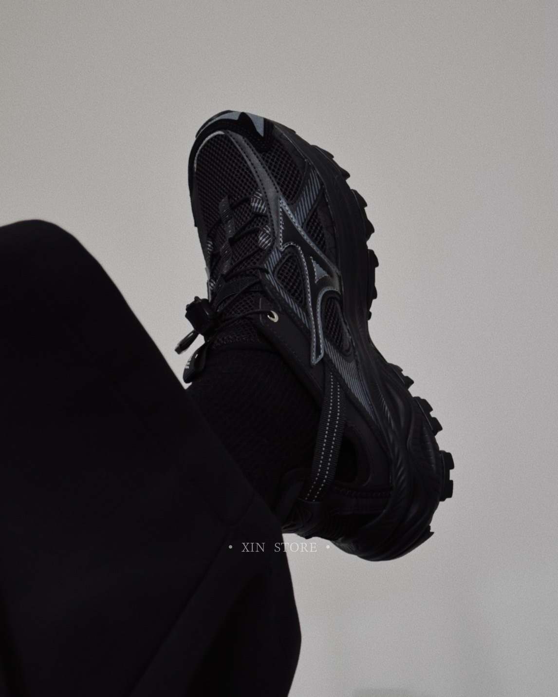 <男女穿都超帥😎>Mizuno Racer Trail SE 戶外越野 機能 溯溪鞋 透氣 涼鞋 機能鞋  全黑