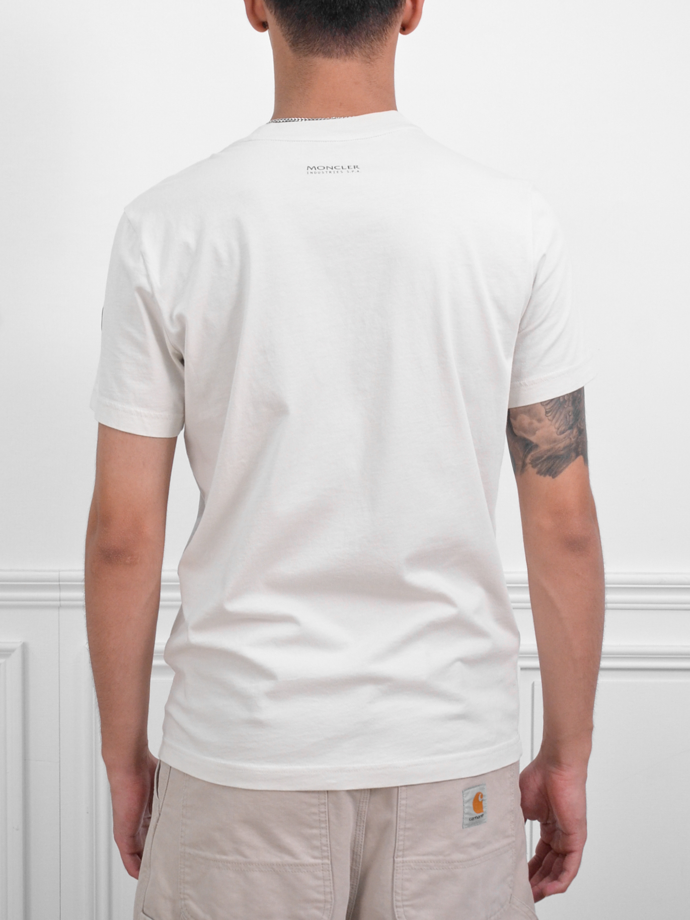 Moncler INDUSTRIES logo cotton t-shirt 字樣短袖【J20918C0001489A17999】