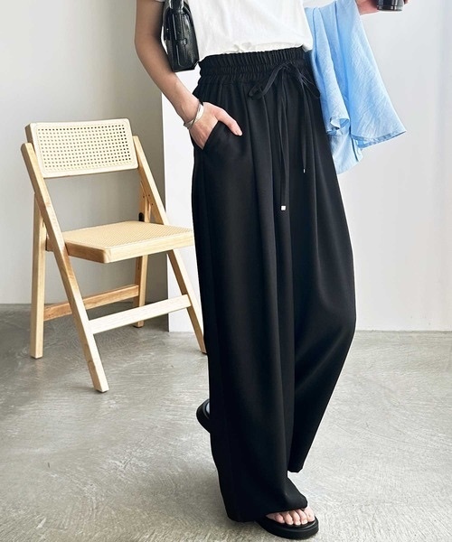 很適合夏天。 看起來很優雅！ 雙褶闊腿休閒褲