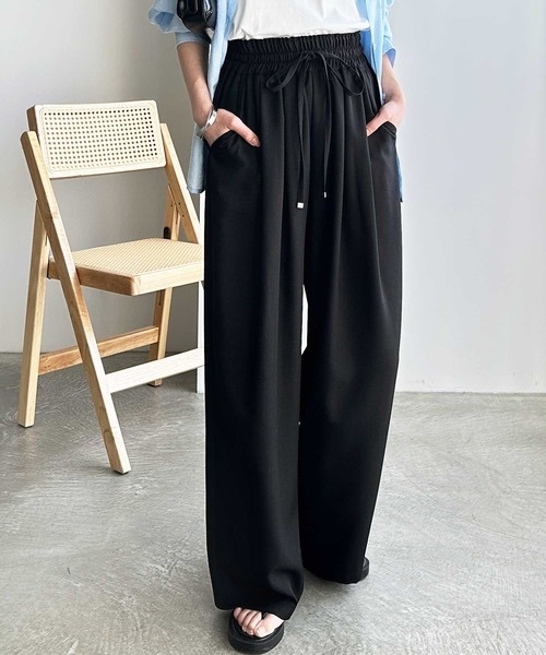 很適合夏天。 看起來很優雅！ 雙褶闊腿休閒褲