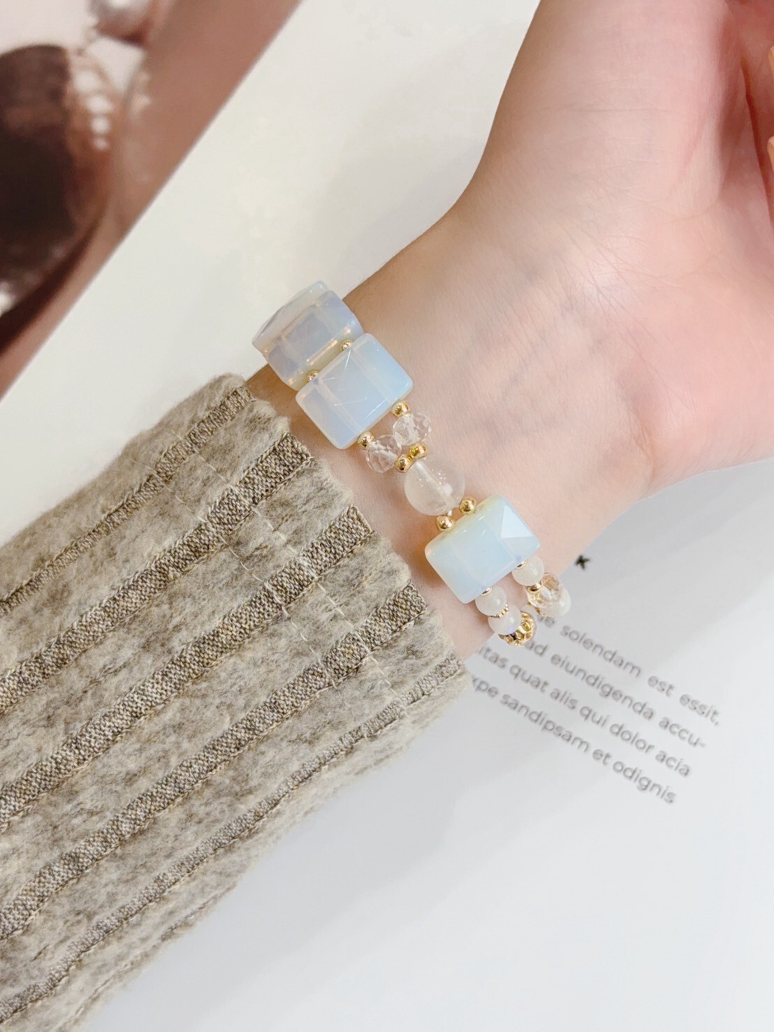 邱比特之石|蛋白石/白月光/白水晶手排