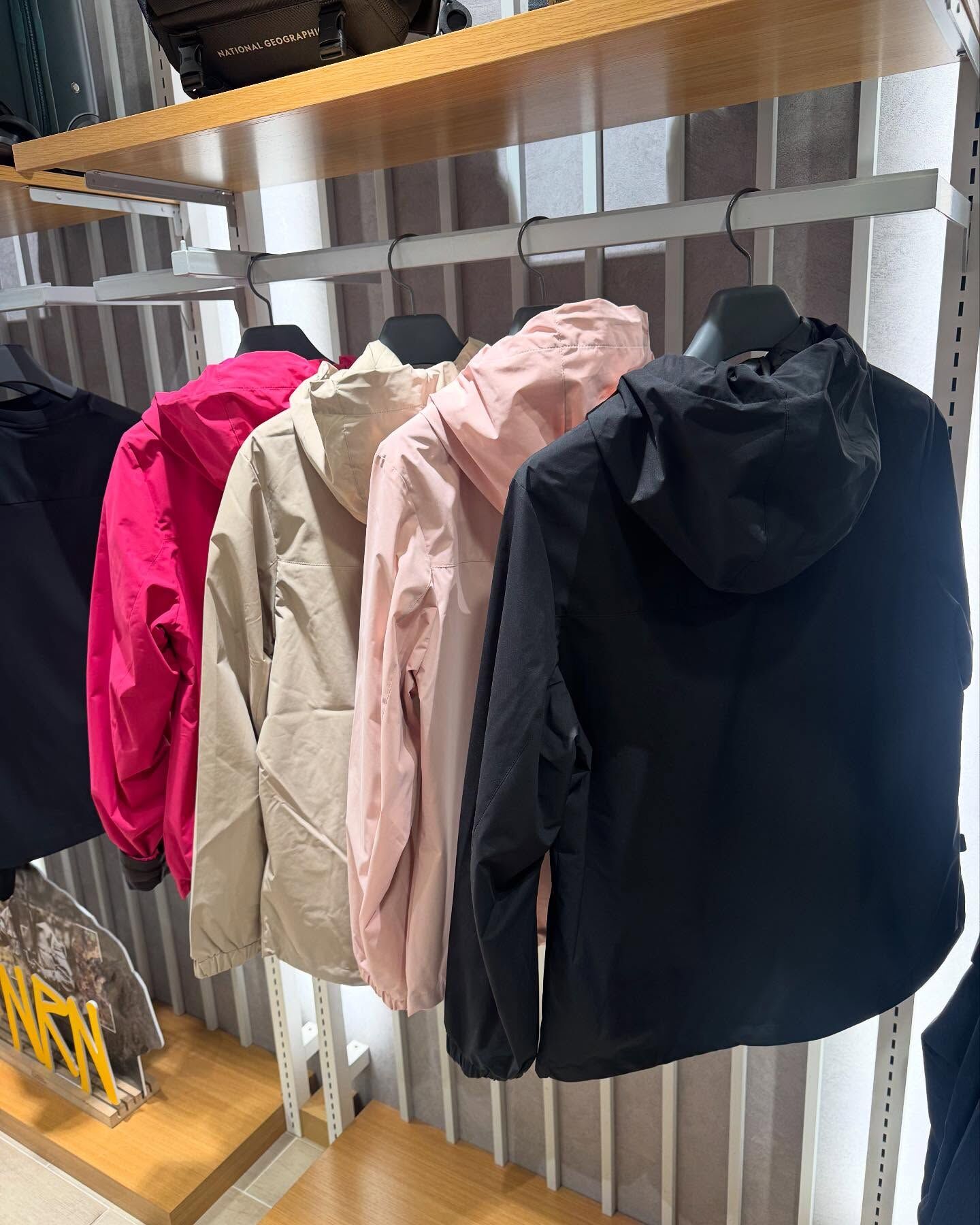 【代購】NATIONAL GEOGRAPHIC 國家地理 Peccary 女 連帽 外套 N253WJP030