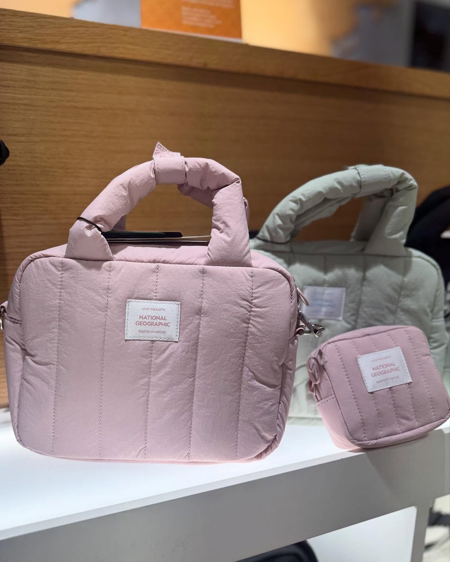 【代購】NATIONAL GEOGRAPHIC 國家地理 Padded 格紋 手提包 N253ATO030