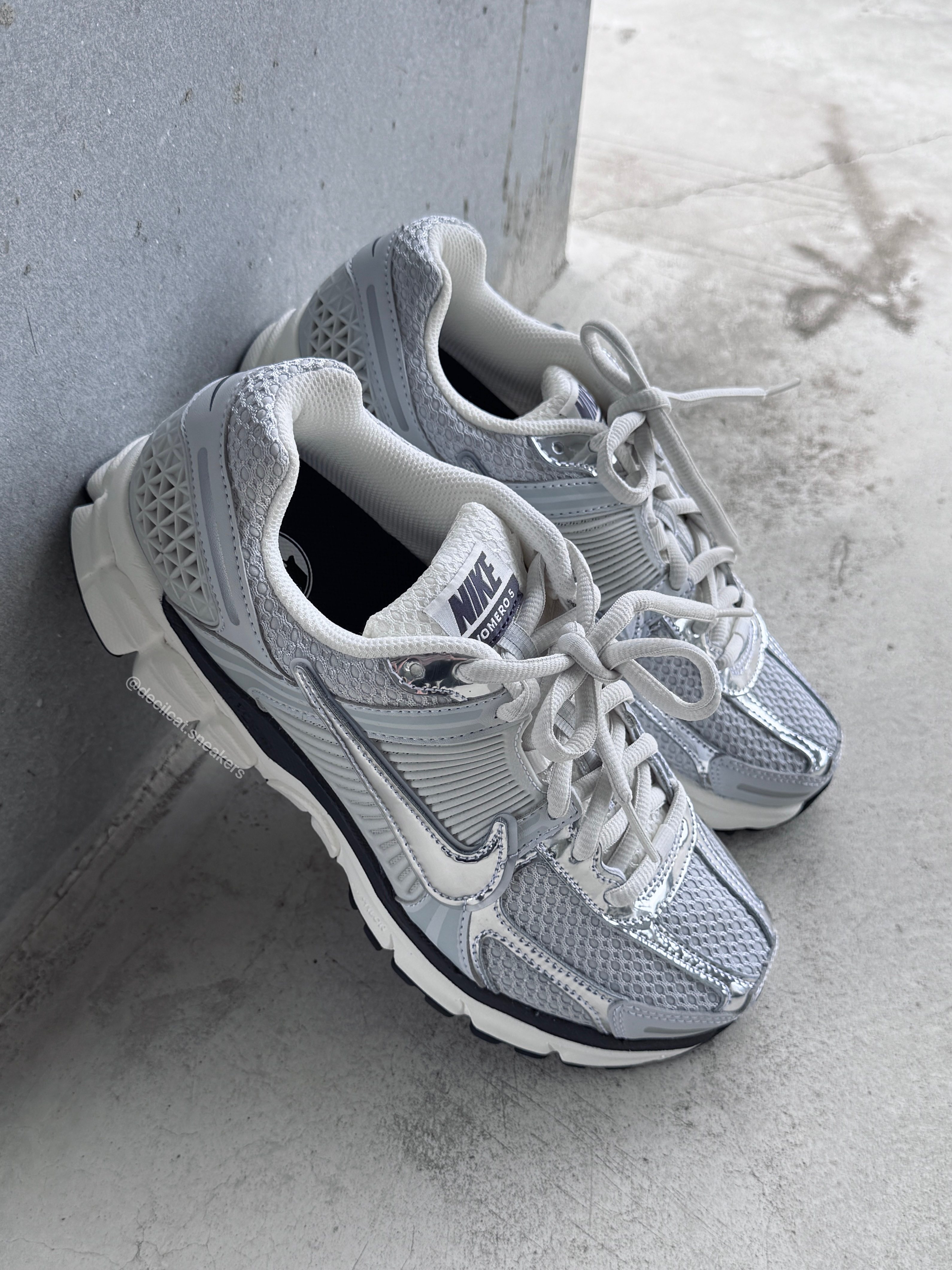 Nike Zoom Vomero 5 太空銀白 透氣 男女同款 白色 復古 運動鞋 FD0884-025