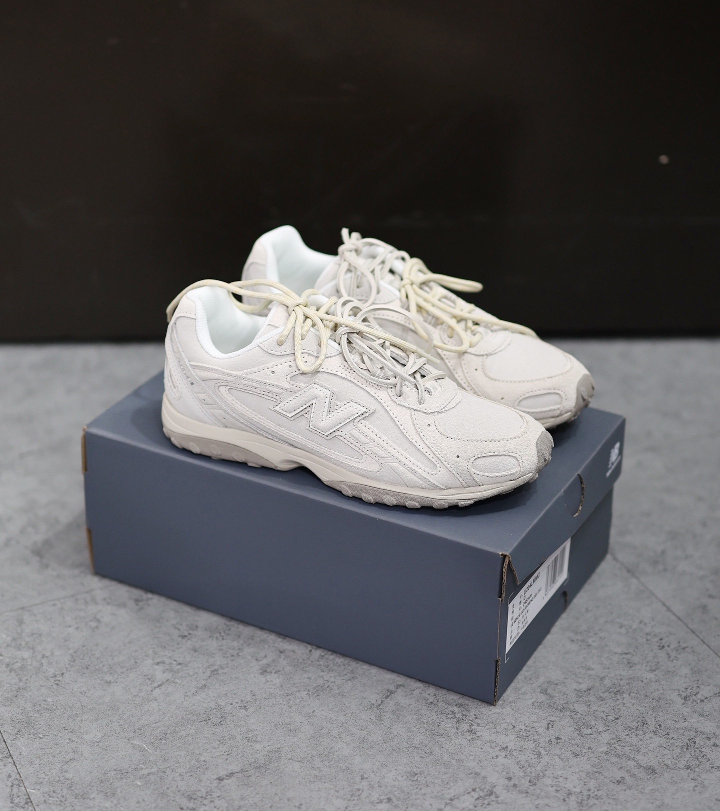 New Balance U204LMMC White 米白麂皮 張圓瑛同款