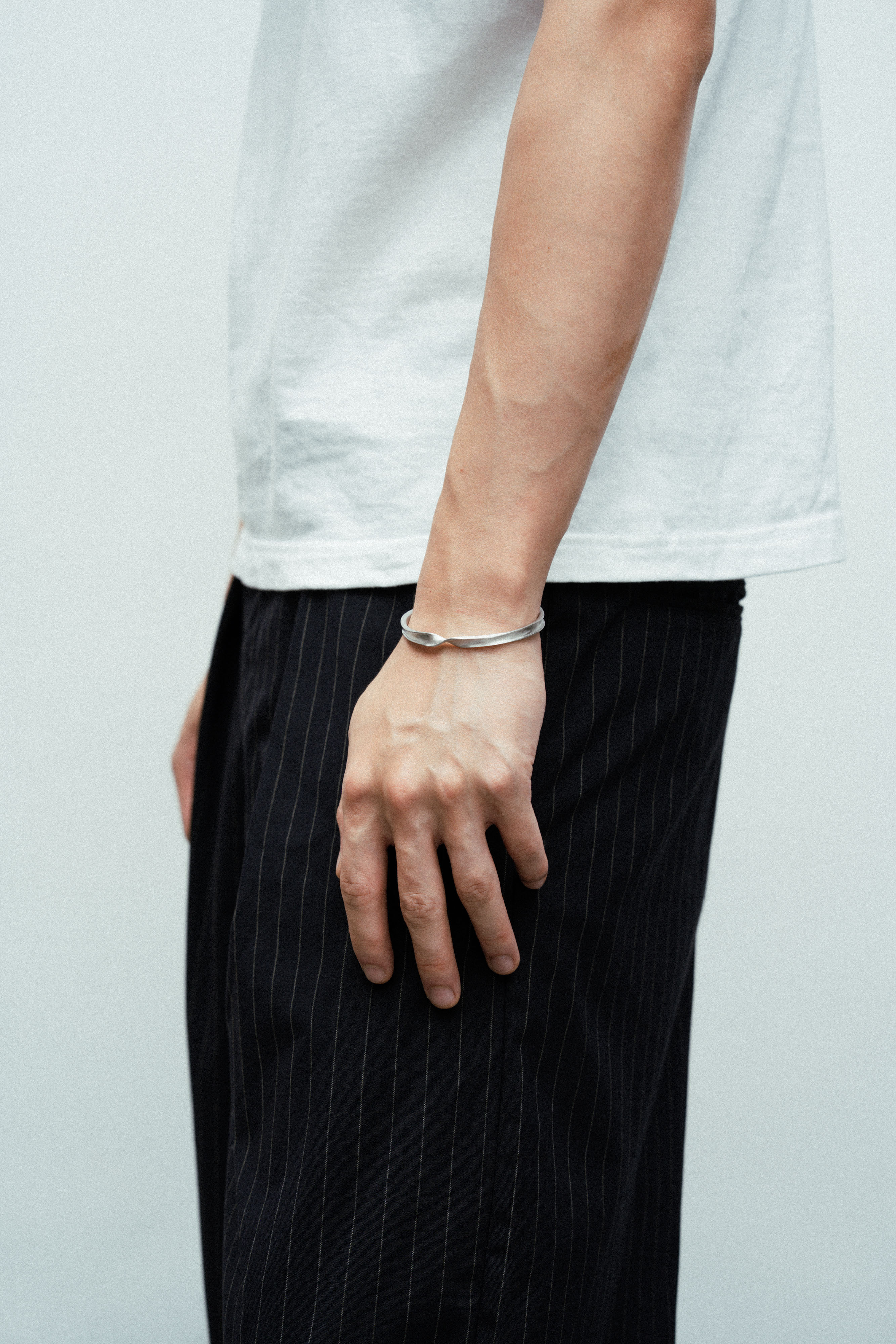 【BLUZ】純銀扭辮磨砂手鐲