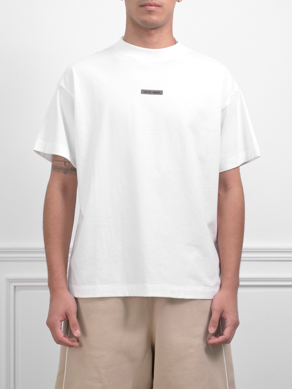 Essentials 背小字樣短袖 深灰/淺灰/白