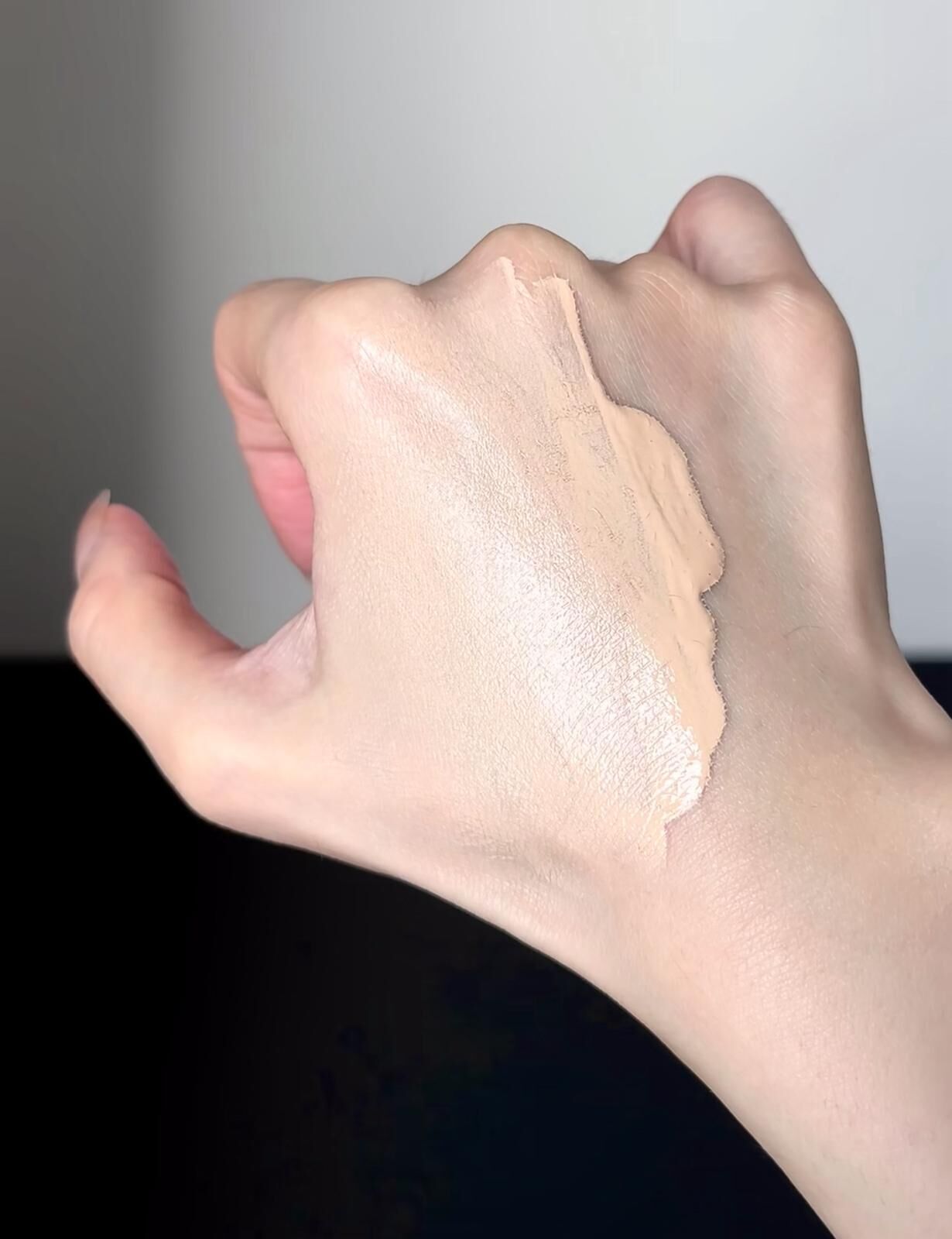 YSL 恆時亮肌修護粉底液