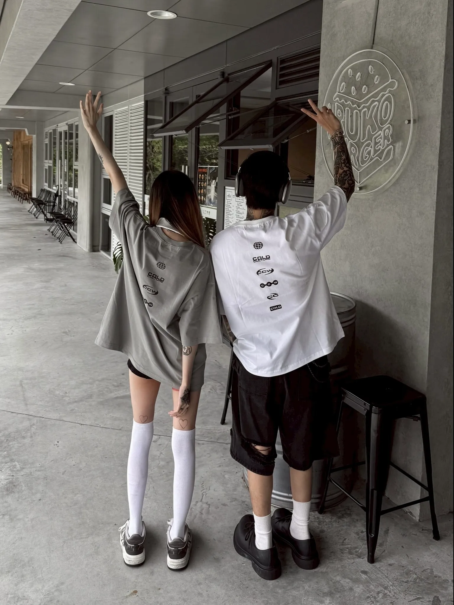 Y2K 英文 設計 小眾 寬鬆 短袖