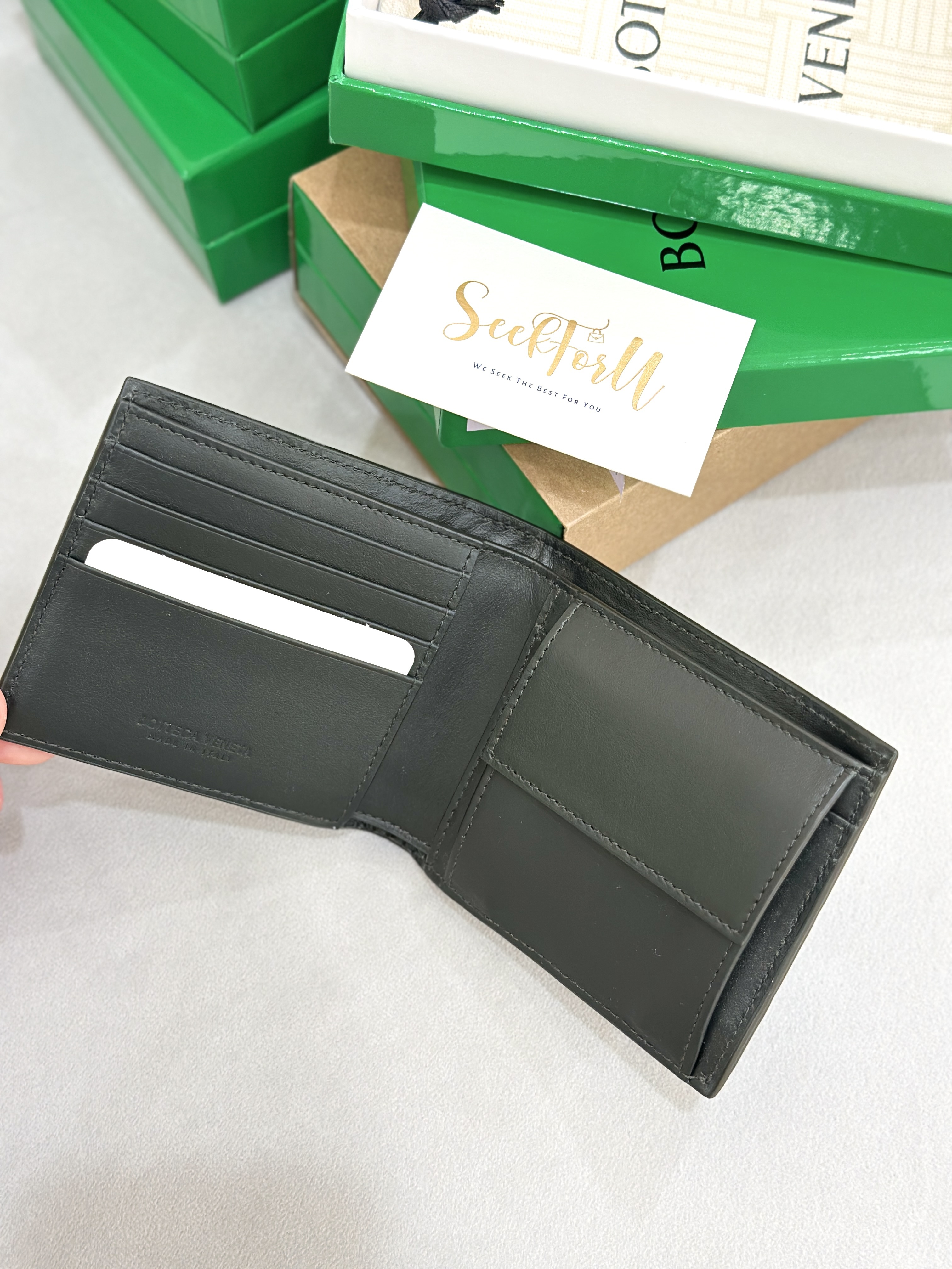 BV Bi-fold Wallet with Coin Purse