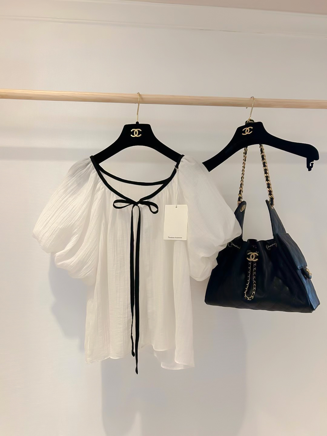 ♥︎法式BomBom袖綁帶小上衣