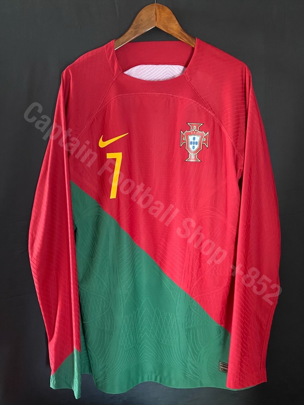 (更衣室版) 葡萄牙 2022 Nike 主場長袖更衣室球員版球衣 #7 RONALDO