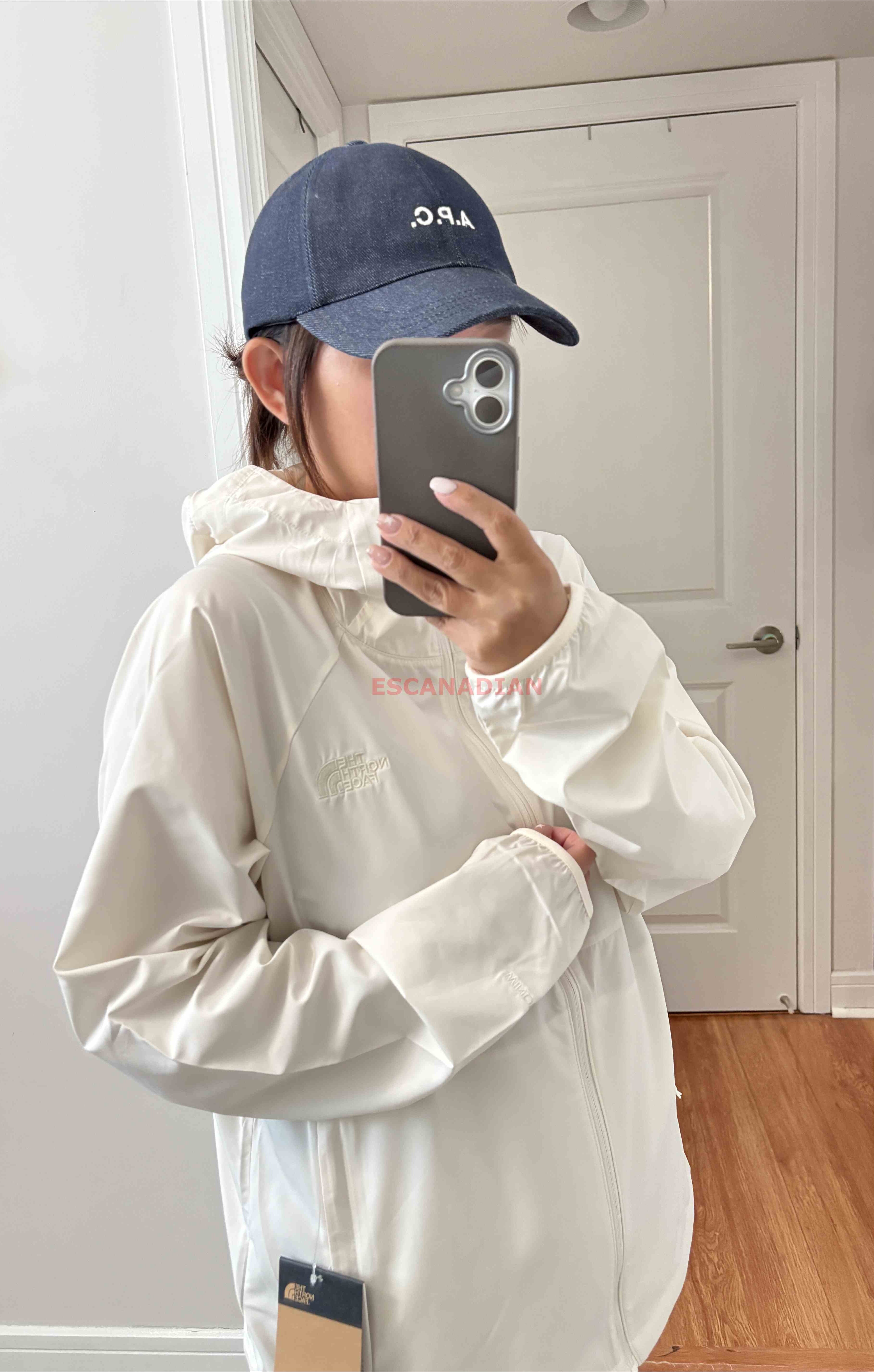 THE NORTH FACE 女大人 Flyweight Windwall 正反刺繡小標 輕薄內網眼 連帽 風衣外套